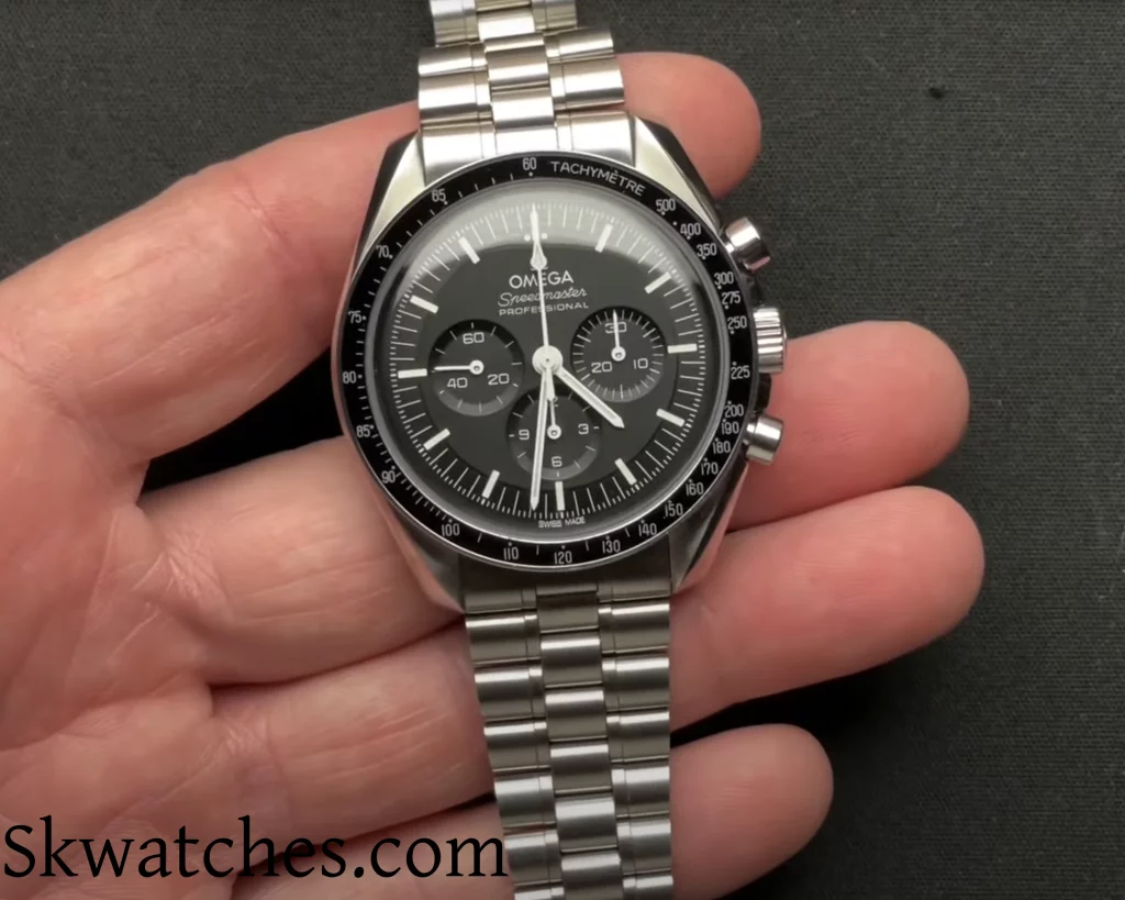 Omega Speedmaster Moonwatch Replica