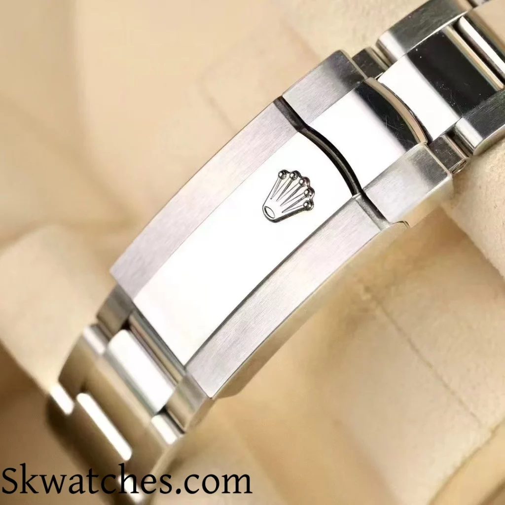 replica Rolex Milgauss -3