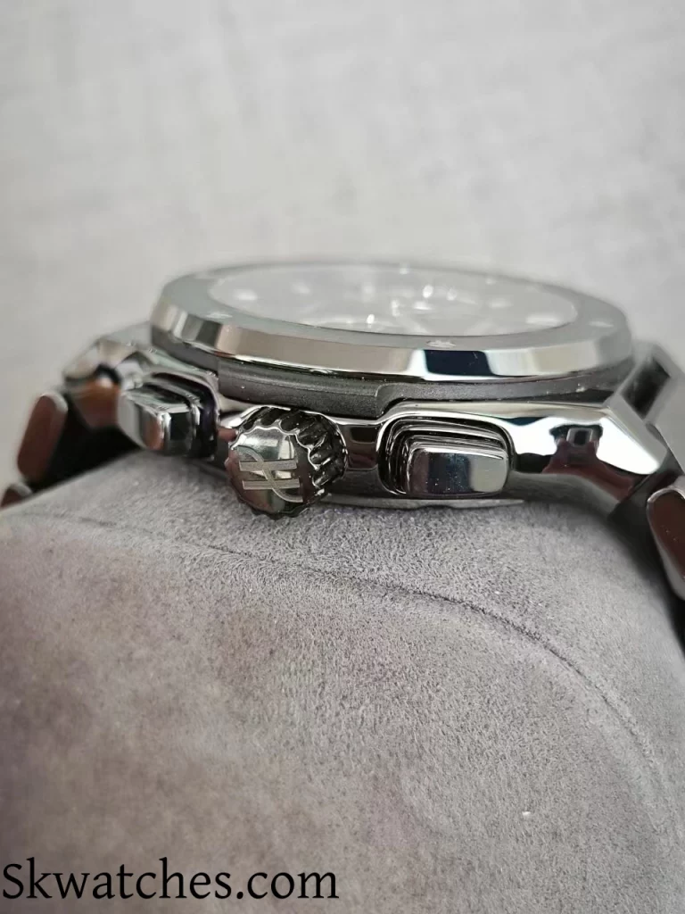 Fake hublot -Bezel