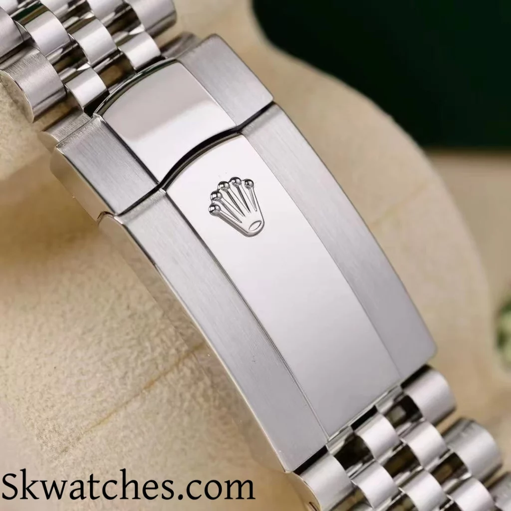 Replica Rolex Sky Dweller