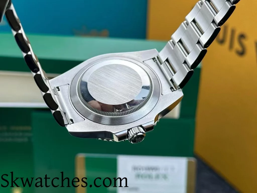 replica Rolex Submariner 116610LN Watch - Back shot