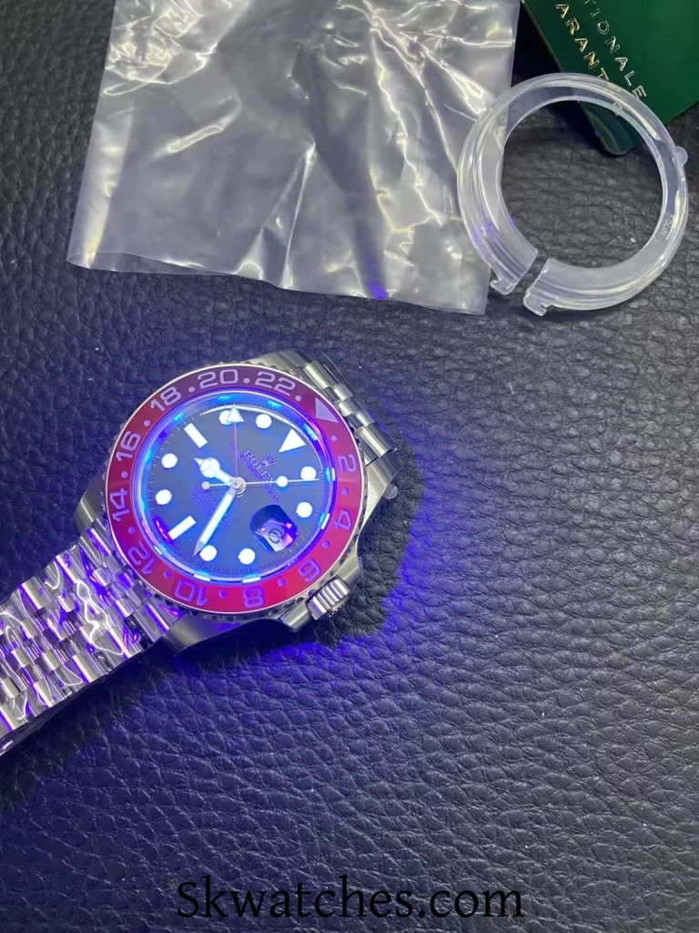 VS Factory Rolex GMT Master - Luminous effect