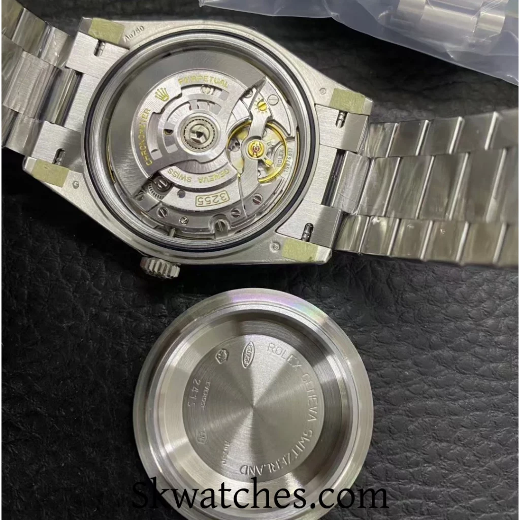 Dandong 3255 movement